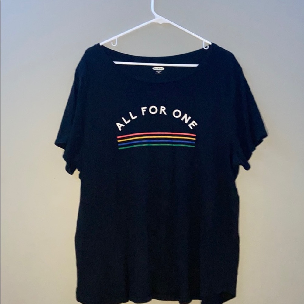 Black graphic tee